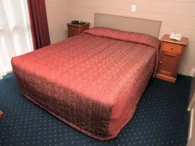 Epsom Motel - 64