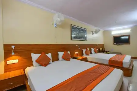 Jai Singh Palace - 29
