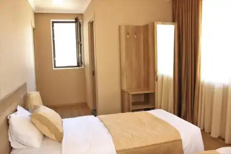 Sunshine Kazbegi - 21