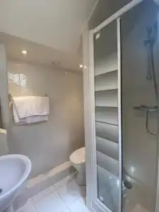 Les Cascades - Hôtel de Charme - 53