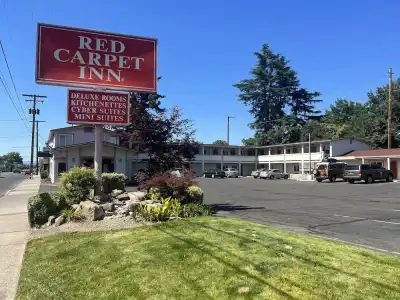 Red Carpet Inn Medford - 10