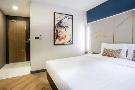 Adelphi Grande Sukhumvit - 26