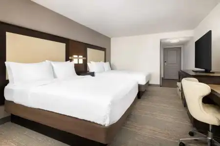 Hampton Inn & Suites Napa - 69