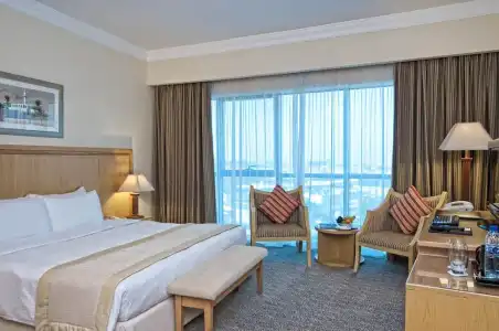 City Seasons Dubai - 11