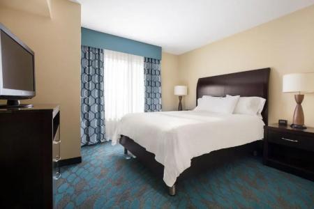 Hilton Garden Inn Fargo - 33