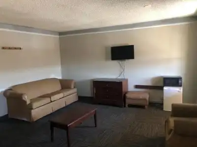 Americas Best Value Inn - 33
