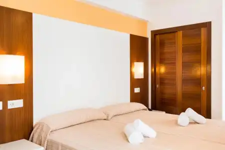 Sagitario Hostal Ciutadella - 43