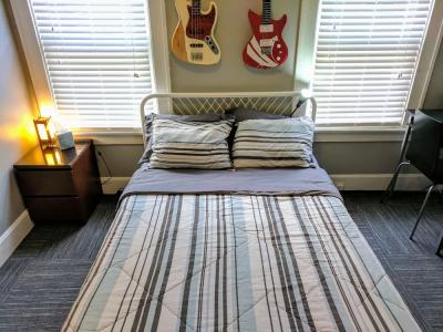 The Wayfaring Buckeye Hostel - 58