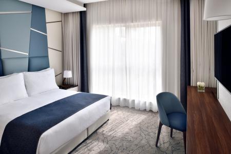 Mövenpick Apartments Downtown Dubai - 4