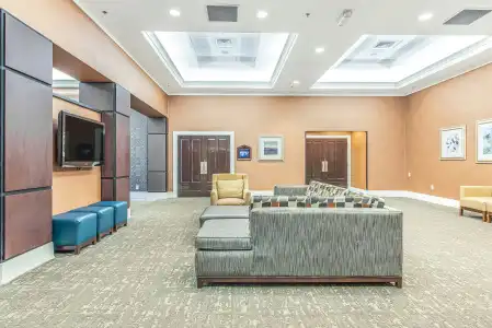 DoubleTree by Hilton Columbus - 30