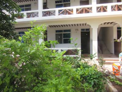 Baraka Beach Bungalows - 3