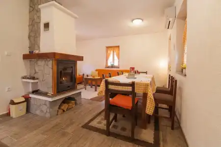House Rustico - 83