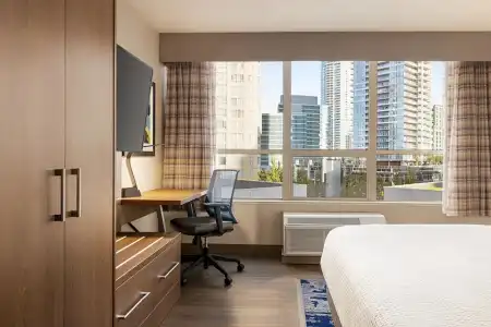 Holiday Inn Express Vancouver-Metrotown (Burnaby) by IHG - 74