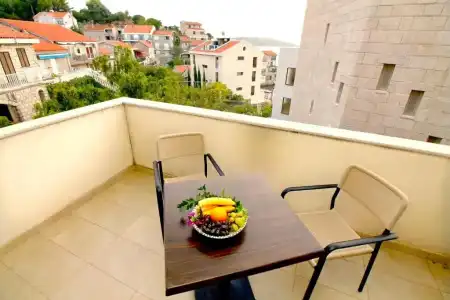 Guest House Villa Pastrovka - 9