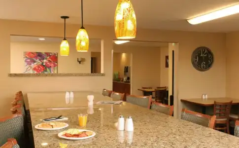 Quality Inn Oakwood - 31