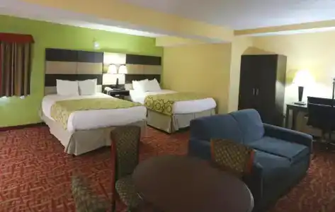 Baymont by Wyndham Sevierville Pigeon Forge - 36