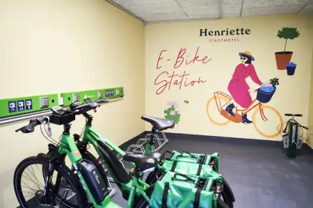 Henriette StadtVienna - 17
