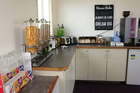Toowong Central Motel Apartments - 13