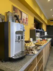 Roy Otel Akçay - 11
