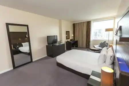 Hilton London Canary Wharf - 51