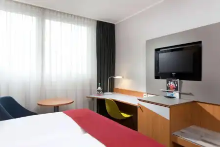 Ramada by Wyndham Hannover - 22