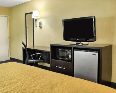 Quality Inn Fredericksburg-Central Park Area - 32