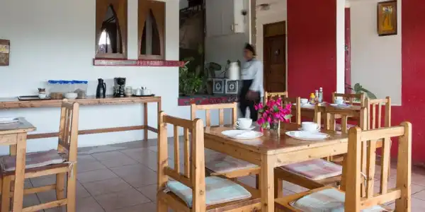 Q-Bar & Guest House - 23
