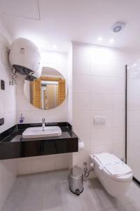 Redcon Suites - 322