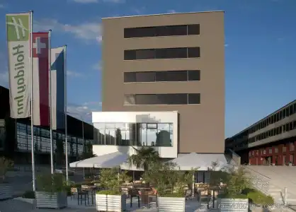 Holiday Inn ZÜRICH - MESSE by IHG - 0