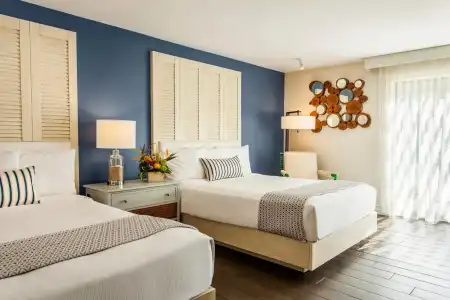 Paradise Point Resort & Spa - 3