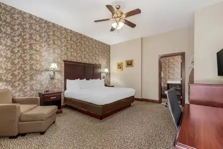 Quality Inn Eureka Springs South - 2