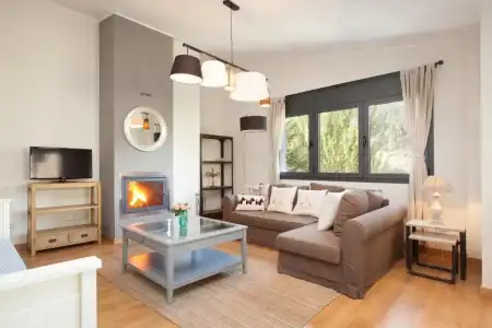 Tarter Mountain Suites - 106