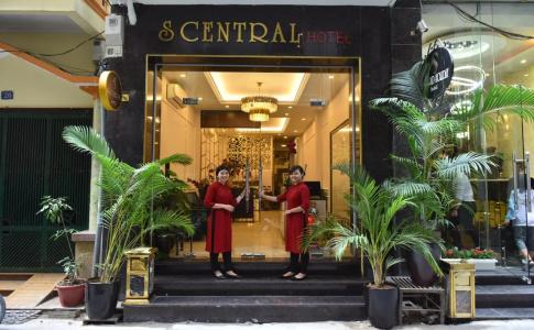 S Central & Spa - 17