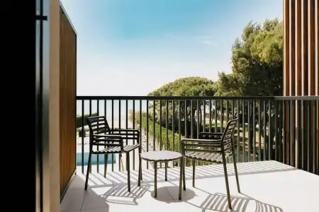 & Resort Gallia - 71