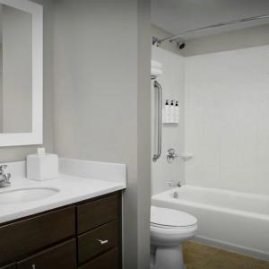 TownePlace Suites by Marriott Pensacola - 23