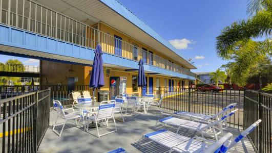Magnuson Bradenton - 45