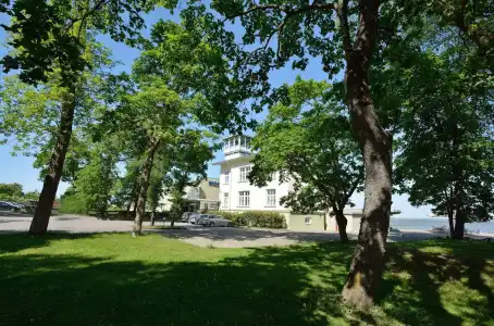 Promenaadi - 14