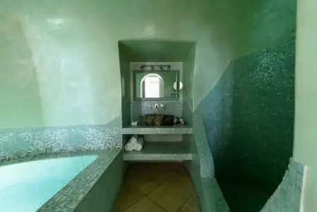 Above Blue Suites - 18