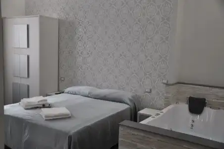 Imperial Suite - 1