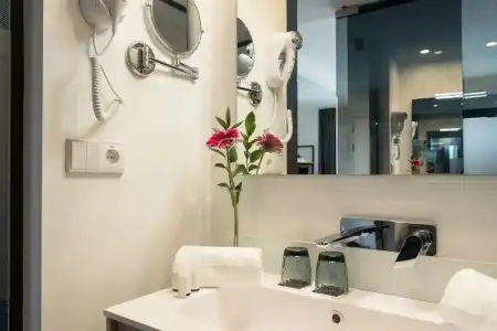 Sercotel Valencia Alameda 41 - 83
