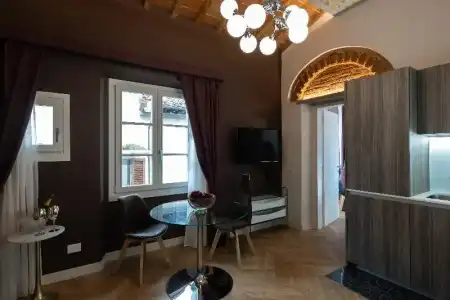 Kairos by Florence Art Apartments - 148