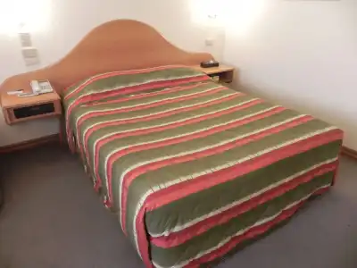 St Georges Motor Inn - 10