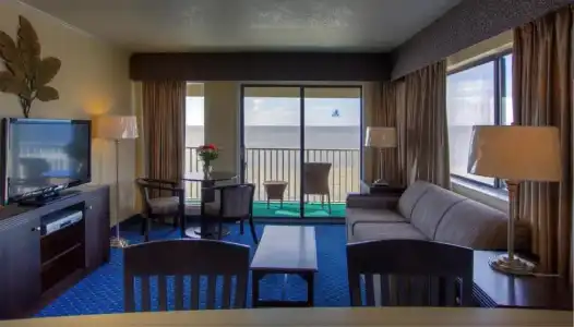 Sailport Waterfront Suites - 3