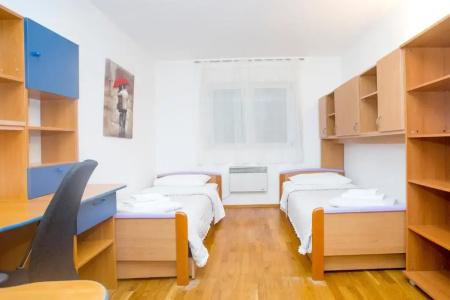 Garden Apartment - 171