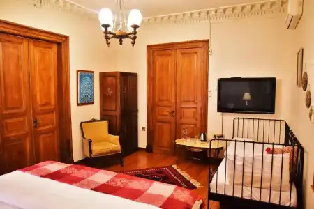 Ottoman Suites By Sera House - 43