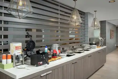 Hilton Garden Inn Miami Brickell South - 25