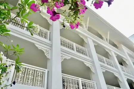 White Boutique and Spa - 18