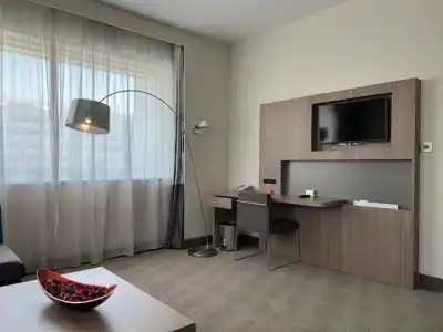 Novotel World Trade Centre Dubai - 57
