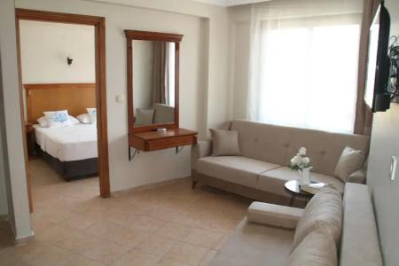 Rosy Suites - 85