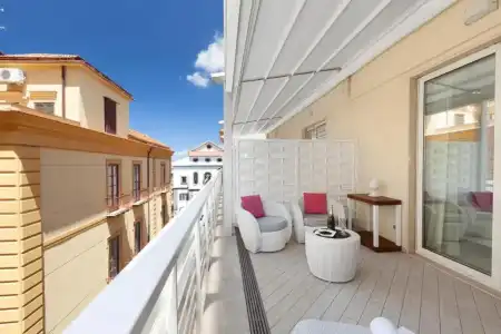Tasso Suites & Spa - 63